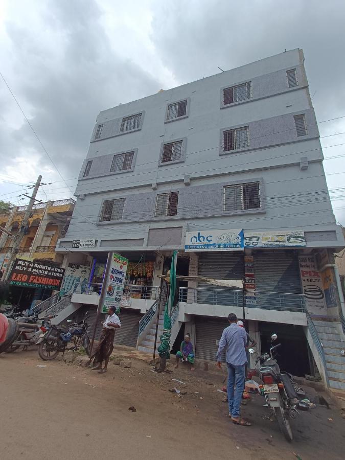 Radhika Lodge Ballari Bagian luar foto